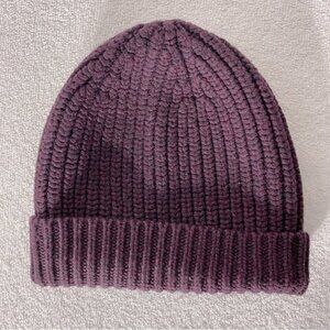 5/$25 Banana Republic Purple Burgundy Extra Fine Merino Wool Toque Beanie